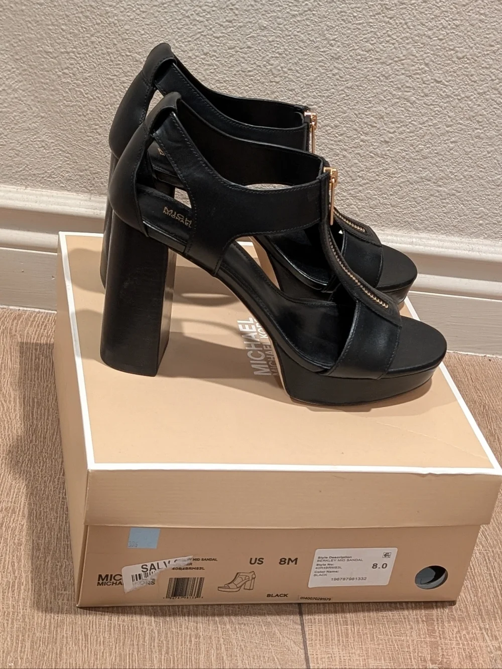 MICHAEL Michael Kors Women's Berkley Mid Platform T-Strap Sandals Size 8